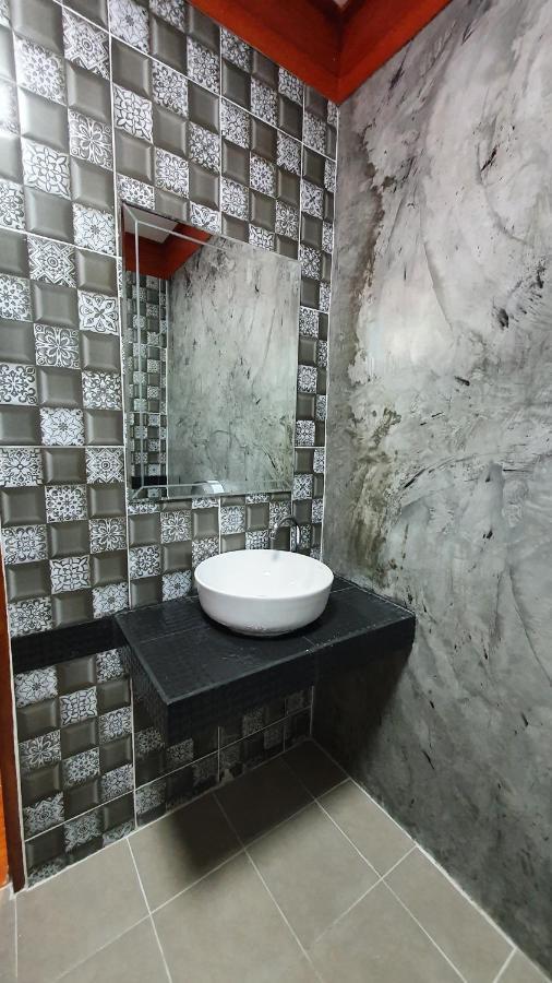 Safina Pool Villa Ko Lanta Exteriör bild